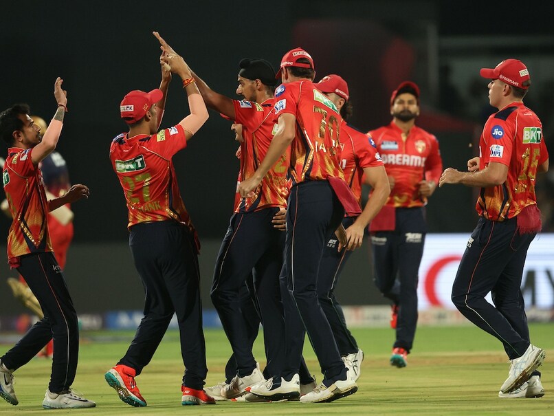 Royal Challengers Bengaluru vs Punjab Kings LIVE Score, IPL 2025: Rs 3 Crore Overseas Star In Fiery Form As RCB Eye 100 Against PBKS