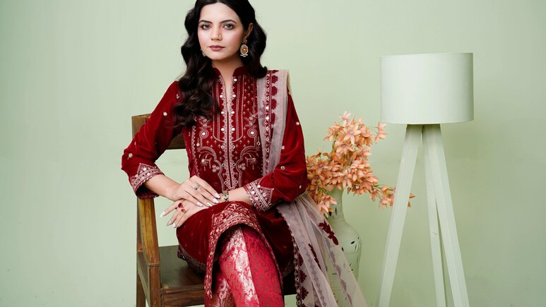 Summer के लिए बेस्ट रहेंगी ये Light और Cotton Kurti! जल्दी करें, स्टाइलिश के साथ हैं बजट-फ्रेंडली Summer के लिए बेस्ट रहेंगी ये Light और Cotton Kurti! जल्दी करें, स्टाइलिश के साथ हैं बजट-फ्रेंडली