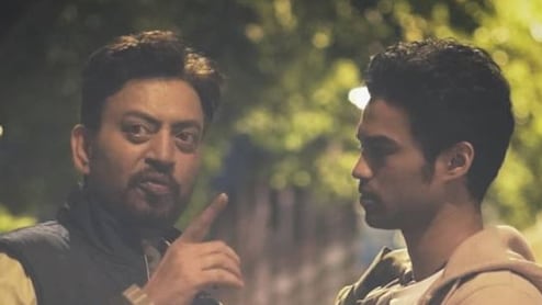 इरफान खान झेल रहे थे कैंसर का दर्द, फिर भी पत्नी सुतपा के लिए यूं जताया प्यार, बेटे बाबिल खान ने शेयर की अनदेखी तस्वीर&nbsp;