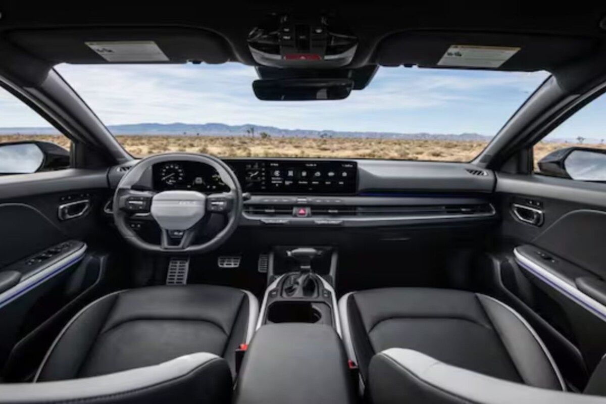 Kia has unveiled the interior specs of the K4 Hatchback Kia has unveiled the interior specs of the K4 Hatchback