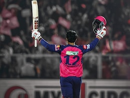 Vaibhav Suryavanshi: 14 वर्ष के वैभव सूर्यवंशी ने रचा इतिहास, सबसे तेज 100 बनाने वाले बने भारतीय बल्लेबाज