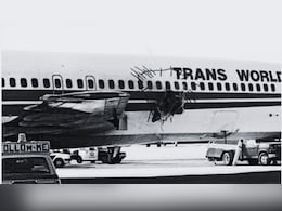 प्लेन में ब्लास्ट से सूराख, धड़ाधड़ गिरने लगे थे लोग.. ठीक 39 साल पहले हुआ क्या था? प्लेन में ब्लास्ट से सूराख, धड़ाधड़ गिरने लगे थे लोग.. ठीक 39 साल पहले हुआ क्या था?