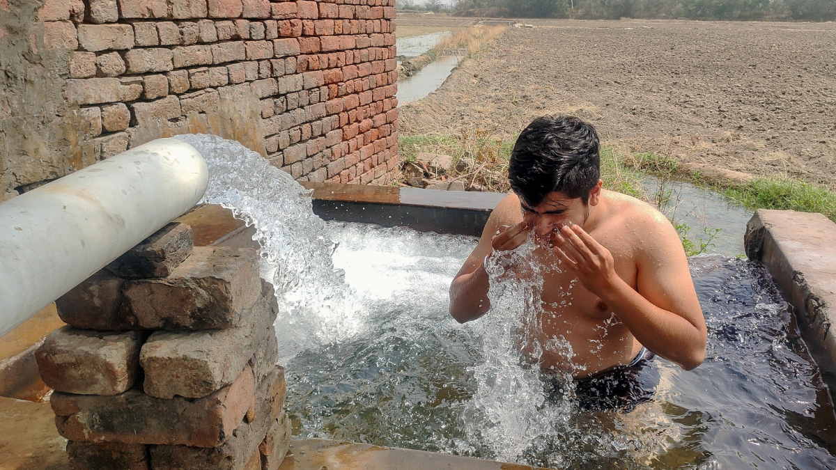 पानी से ही सिंचेगा विकास का पौधा