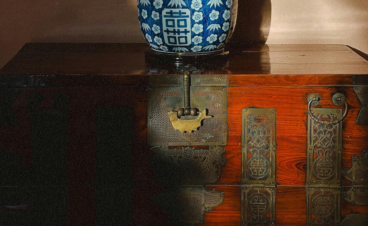 Celadon pottery from South Korea. Photo: Unsplash