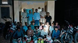 आदिवासी समाज के 12 लोगों की गैंग ने किया 7 बंदरों का शिकार, बेरहमी से कर दी हत्या