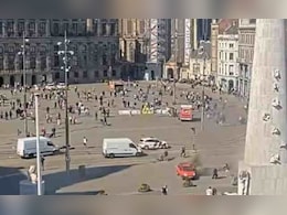 एम्स्टर्डम के डैम स्क्वायर पर कार में विस्फोट, संदिग्ध को पुलिस ने हिरासत में लिया एम्स्टर्डम के डैम स्क्वायर पर कार में विस्फोट, संदिग्ध को पुलिस ने हिरासत में लिया