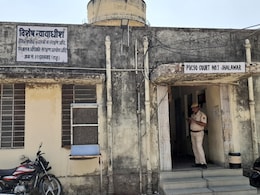 Rajasthan: नाबालिग से रेप करने वालों को आजीवन कारावास, कोर्ट ने डेढ़ लाख का जुर्माना भी लगाया Rajasthan: नाबालिग से रेप करने वालों को आजीवन कारावास, कोर्ट ने डेढ़ लाख का जुर्माना भी लगाया