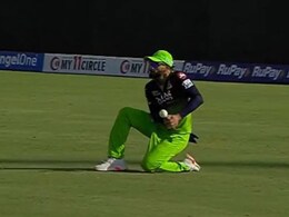Virat Kohli Drops Easy Catch vs Rajasthan Royals, Leaves RCB Bowler Fuming - Video Goes Viral