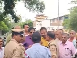 कर्नाटक: छात्रों से जबरन जनेऊ और कलावा उतरवाने वाले कॉलेज के प्रिंसिपल को हटाया गया, पढ़ें क्या है पूरा मामला