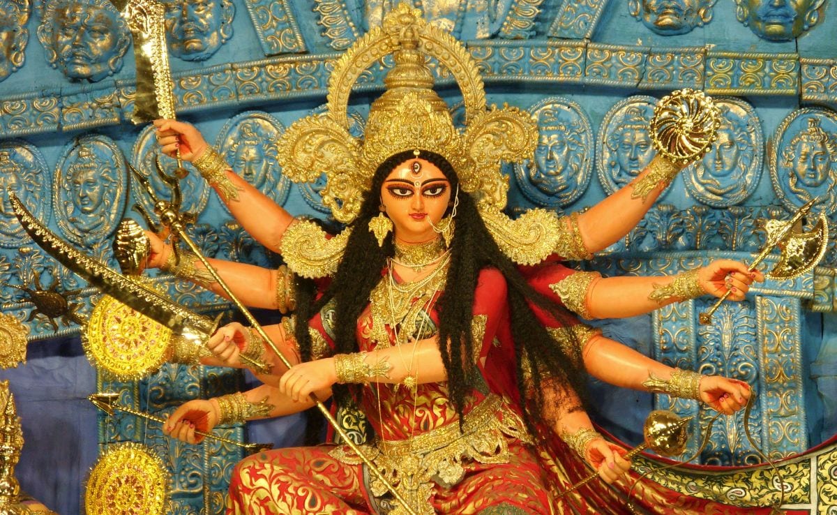 ક્યારે છે શારદીય નવરાત્રિ? જાણો ઘટસ્થાપનાથી લઈને 9 દિવસના અનોખા ભોગ અને મુહૂર્ત 3 Shardiya Navratri