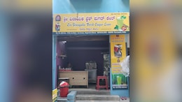 Bengaluru Woman Helps Local Sugarcane Vendor With Google Maps Listing, Wins Hearts Online