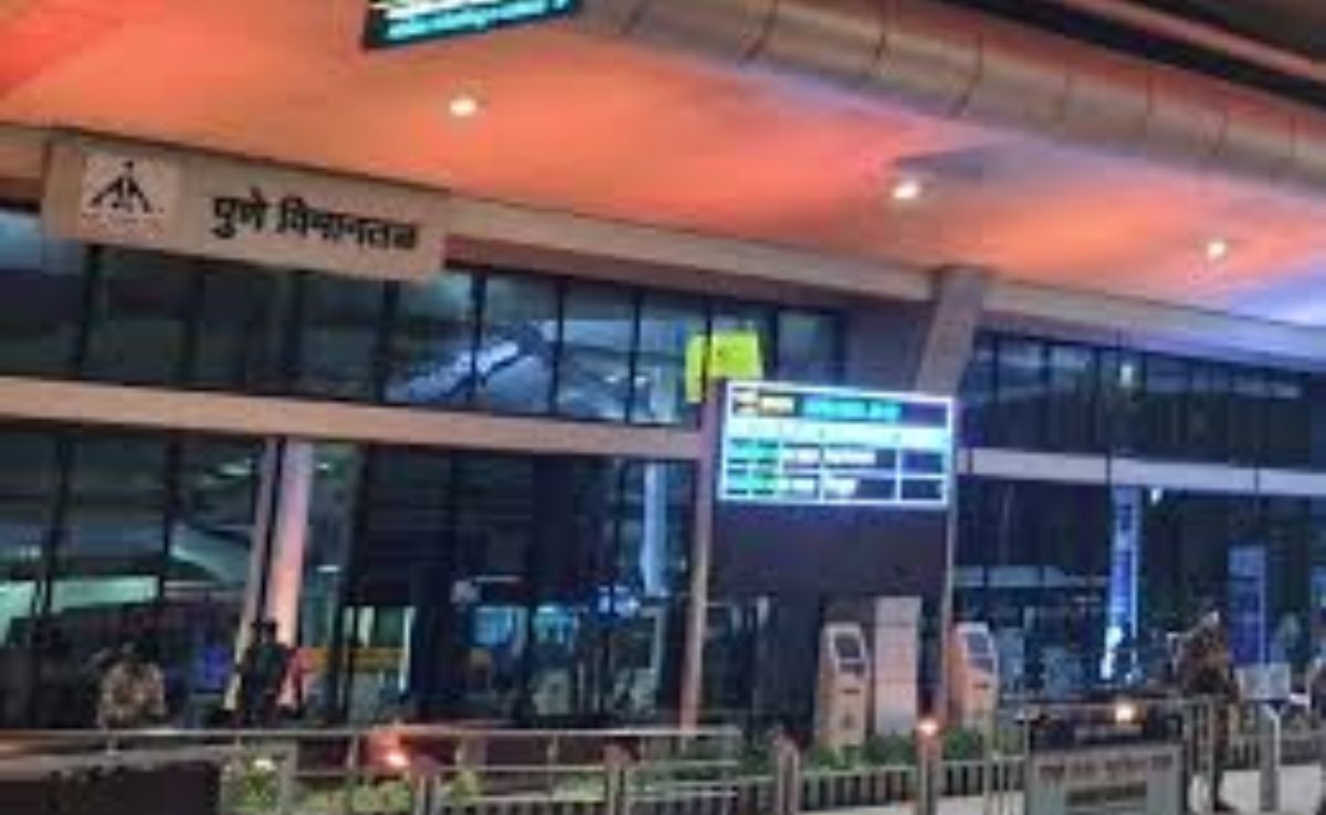 Pune Airport Runway Shut After Air Force Aircraft's 'Hard Landing'