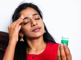 सिर दर्द में माथे पर बाम लगाते हैं तो जरूर पढ़ लें ये खबर, सेलिब्रिटी डर्मेटोलॉजिस्ट ने बताया ऐसा करने से क्या होता है सिर दर्द में माथे पर बाम लगाते हैं तो जरूर पढ़ लें ये खबर, सेलिब्रिटी डर्मेटोलॉजिस्ट ने बताया ऐसा करने से क्या होता है