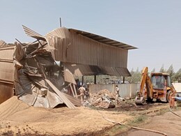 बूंदी की तेल फैक्ट्री में धमाका, मलबे में दबे 5 मजदूर; 8 घंटे के रेस्क्यू में एक का शव निकाला