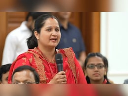 पति करते थे मंडी में काम, मुद्रा लोन लिया, अब कमाती हैं 10 से 15 लाख...महिला ने PM मोदी को सुनाई Success Story पति करते थे मंडी में काम, मुद्रा लोन लिया, अब कमाती हैं 10 से 15 लाख...महिला ने PM मोदी को सुनाई Success Story