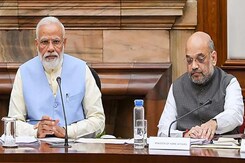PM Dials Amit Shah After Terror Attack, Home Minister To Leave For Srinagar PM Dials Amit Shah After Terror Attack, Home Minister To Leave For Srinagar