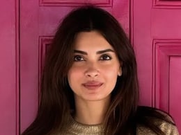 Diana Penty Relishes Sandwiches With Fries To "Keep Herself Happy" Diana Penty Relishes Sandwiches With Fries To "Keep Herself Happy"