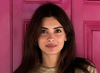 Diana Penty Relishes Sandwiches With Fries To  Diana Penty Relishes Sandwiches With Fries To