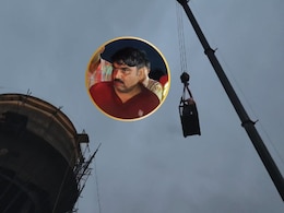 टंकी पर चढ़े युवक का 8 घंटे चला नाटक, रेस्क्यू के दौरान... प्रशासन के हाथ पांव फूले; आखिरकार भाई ने मनाया