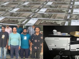 Fake Currency Notes: फैक्ट्री लगाकर हो रही थी नकली नोटों की छपाई, नजारा देख पुलिस भी रह गई हैरान Fake Currency Notes: फैक्ट्री लगाकर हो रही थी नकली नोटों की छपाई, नजारा देख पुलिस भी रह गई हैरान