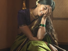 एक्ट्रेस ने फिल्म के प्रमोशन के लिए पहनी 70 साल पुरानी साड़ी, पुरानी पीढ़ी से जुड़ा है खास कनेक्शन एक्ट्रेस ने फिल्म के प्रमोशन के लिए पहनी 70 साल पुरानी साड़ी, पुरानी पीढ़ी से जुड़ा है खास कनेक्शन