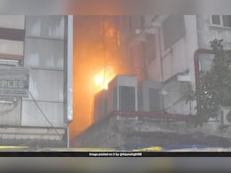 Music Stopped, Lights Turned Off At Wedding Hall As Fire Engulfs Adjacent Hotel Music Stopped, Lights Turned Off At Wedding Hall As Fire Engulfs Adjacent Hotel