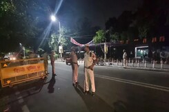 Delhi Teen Stabbed To Death, Police Launches Investigation Delhi Teen Stabbed To Death, Police Launches Investigation