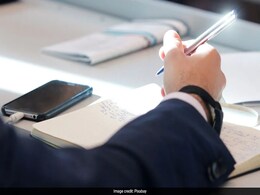 Planning To Study Abroad? Know Difference Between IELTS And TOEFL Planning To Study Abroad? Know Difference Between IELTS And TOEFL