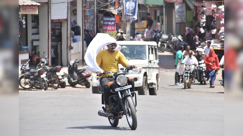 हीटवेव का असर: महाराष्ट्र में अब &lsquo;अर्ली मॉर्निंग शिफ्ट&rsquo; और हाइड्रेशन ब्रेक, जानिए काम का टाइम-टेबल