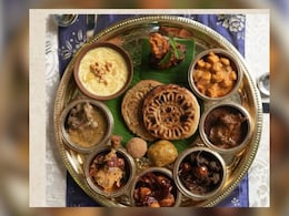 Rajasthan Food: दिल्ली में सजी राजस्थान की शाही रसोई, चखें 'हरी मिर्च का मास' और 'सफेद कटहल' जैसे खास व्यंजन! Rajasthan Food: दिल्ली में सजी राजस्थान की शाही रसोई, चखें 'हरी मिर्च का मास' और 'सफेद कटहल' जैसे खास व्यंजन!