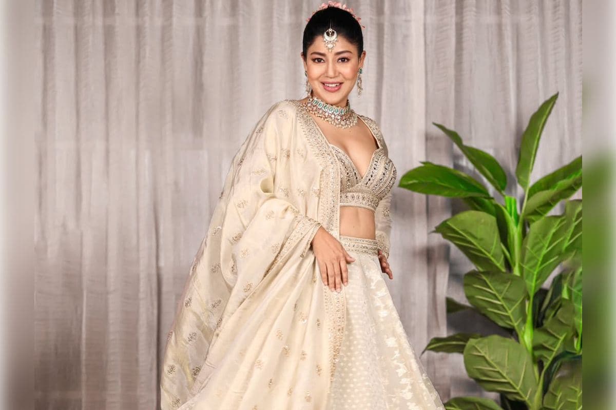 Debinna Bonnerjee Pens A Heartfelt Birthday Message for Daughter Lianna