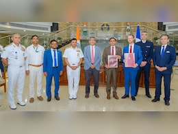 पाकिस्तान से तनातनी के बीच राफेल-M लड़ाकू विमान के समझौते पर लगी मुहर, भारत-फ्रांस में डील डन पाकिस्तान से तनातनी के बीच राफेल-M लड़ाकू विमान के समझौते पर लगी मुहर, भारत-फ्रांस में डील डन