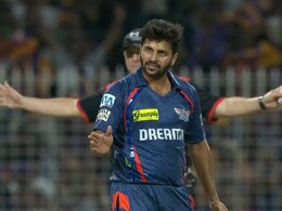 Shardul Thakur Bowls 11-Ball Over Against KKR. Internet Can't Keep Calm