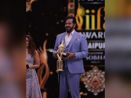 750 फिल्मों के बाद रवि किशन को मिला पहला IIFA अवार्ड, इमोशनल हुए एक्टर, बोले- कभी बुलाया नहीं गया... 750 फिल्मों के बाद रवि किशन को मिला पहला IIFA अवार्ड, इमोशनल हुए एक्टर, बोले- कभी बुलाया नहीं गया...