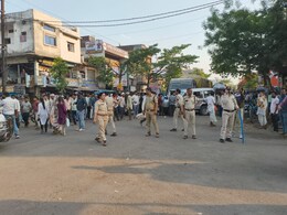 Sagar News: शादी से कुछ दिन पहले युवक का खेत में मिला शव, परिजनों ने लगाया हत्या का गंभीर आरोप