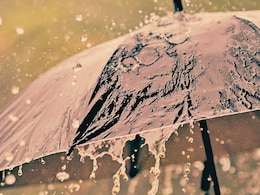 Maharashtra Weather : गाटपीटमुळे शेतकऱ्यांचं मोठं नुकसान; पुढील 2 दिवस 'या' जिल्ह्यांना हवामान विभागाकडून अलर्ट Maharashtra Weather : गाटपीटमुळे शेतकऱ्यांचं मोठं नुकसान; पुढील 2 दिवस 'या' जिल्ह्यांना हवामान विभागाकडून अलर्ट