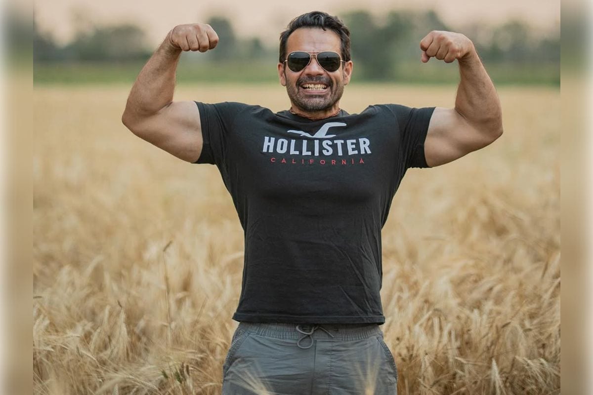 Gaurav Taneja Faces Criticism For 'Abandoning' His Pet Dog; Netizens Trolled Him