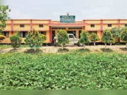 जिला कृषि मौसम विज्ञान इकाइयों को बंद करने पर कर्मचारियों का छलका दर्द, बोले- सब्जियां खाना भी छोड़ दिया था  जिला कृषि मौसम विज्ञान इकाइयों को बंद करने पर कर्मचारियों का छलका दर्द, बोले- सब्जियां खाना भी छोड़ दिया था
