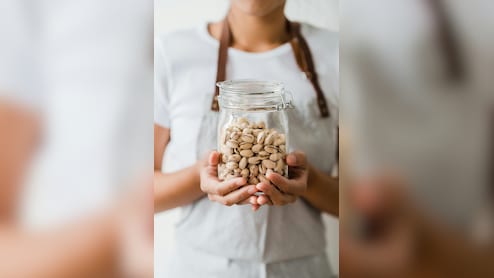 रात में सोने से पहले क्यों करना चाहिए इस ड्राई फ्रूट्स का सेवन? न्यूट्रिशनिस्ट ने बताया...