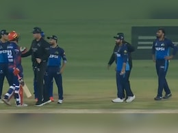 New Zealand Batter Accuses Pakistan Spinner Of 'Chucking' Mid-Over In PSL, Sparks Huge Row