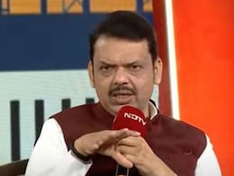 Marathi Vs Hindi: सरकारचं हिंदी प्रेम! हिंदी सक्तीचा वाद सुरु असताना नव्या पुरस्काराची घोषणा Marathi Vs Hindi: सरकारचं हिंदी प्रेम! हिंदी सक्तीचा वाद सुरु असताना नव्या पुरस्काराची घोषणा