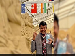 Indian Sand Artist Sudarsan Pattnaik Awarded "The Fred Darrington" In UK Indian Sand Artist Sudarsan Pattnaik Awarded "The Fred Darrington" In UK