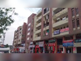 Aadhar Card पर पहले आग लगाई, फिर 5 मंजिला बिल्डिंग से युवती ने लगा दी छलांग, क्या थी वजह ?