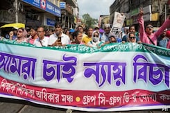 'Eligible' Kolkata Teachers Stage Protest After Top Court's Ruling 'Eligible' Kolkata Teachers Stage Protest After Top Court's Ruling