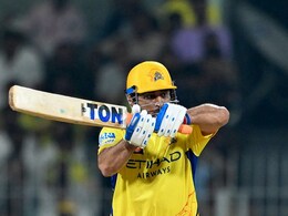 "<i>Phush Patakha</i>": Navjot Sidhu Roasts MS Dhoni's Failure On Free-Hit During CSK's Loss vs DC In IPL 2025