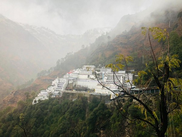 बख्श दो अब... त्रिकुटा पर्वत पर मां वैष्णो गुस्से में, तपस्या में बाधा न डालो... श्राइन बोर्ड से गुहार