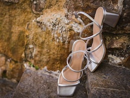 Flats, Heels, Sandals समेत कई तरह की Trendy Women Footwear पर भारी छूट, यह ऑफर नहीं मिलेगा दोबारा Flats, Heels, Sandals समेत कई तरह की Trendy Women Footwear पर भारी छूट, यह ऑफर नहीं मिलेगा दोबारा