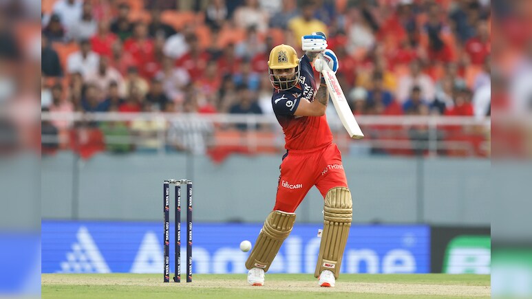 RCB Vs RR Live Score, IPL 2025: Bangalore is batting first against Rajasthan, know the condition of ball to ball match