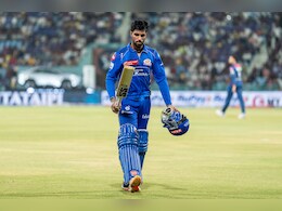 IPL 2025: हरभजन सिंह, इरफान पठान को नहीं पचा तिलक वर्मा को रिटायर्ड करने का फैसला, रिएक्शन ने मचाई खलबली IPL 2025: हरभजन सिंह, इरफान पठान को नहीं पचा तिलक वर्मा को रिटायर्ड करने का फैसला, रिएक्शन ने मचाई खलबली