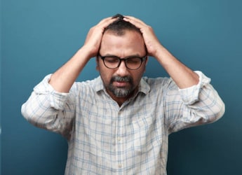 9 Hidden Signs You Have High Stress Level - And How To Reduce It Naturally 9 Hidden Signs You Have High Stress Level - And How To Reduce It Naturally